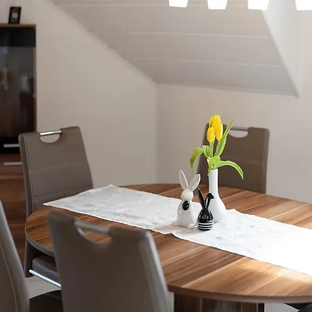Benz Apartment *